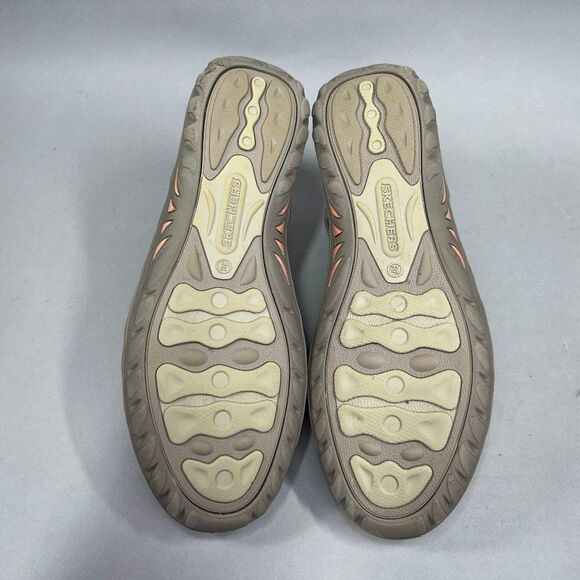 Skechers Women's Size 8.5 Relaxed Fit‎ Memory Foam Slip On Shoes - Picture 9 of 10